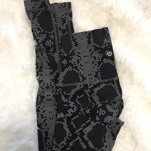 Lulu lemon full length legging size 2
